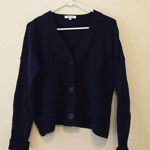 Madewell Cameron Ribbed Cardigan Sweater in Coziest Yarn- Navy Small small - Picture 2 of 10
